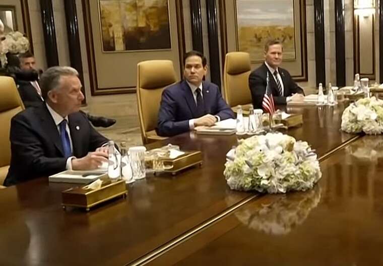 Государственный секретарь США провел встречу с Лавровым в Саудовской Аравии