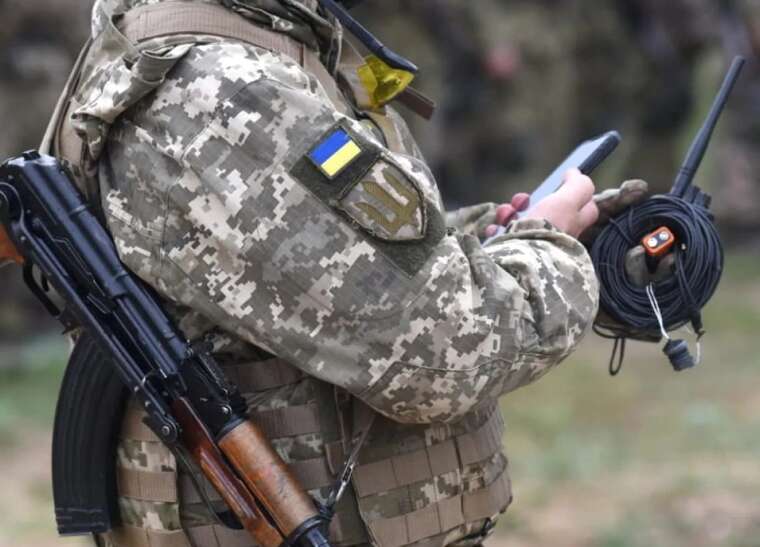 Росія намагається зламувати акаунти українських військових у Signal через фейкові сайти та QR-коди