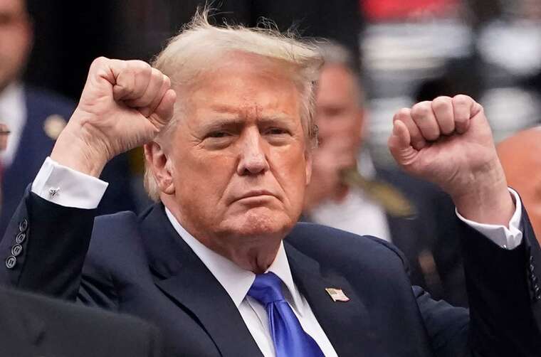 Трамп критикує дистанційну роботу, але сам працював з дому майже половину часу