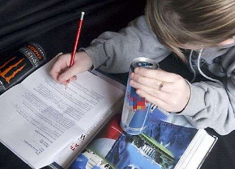 В Украине предлагают штрафы до 17 тысяч гривен за продажу энергетиков несовершеннолетним