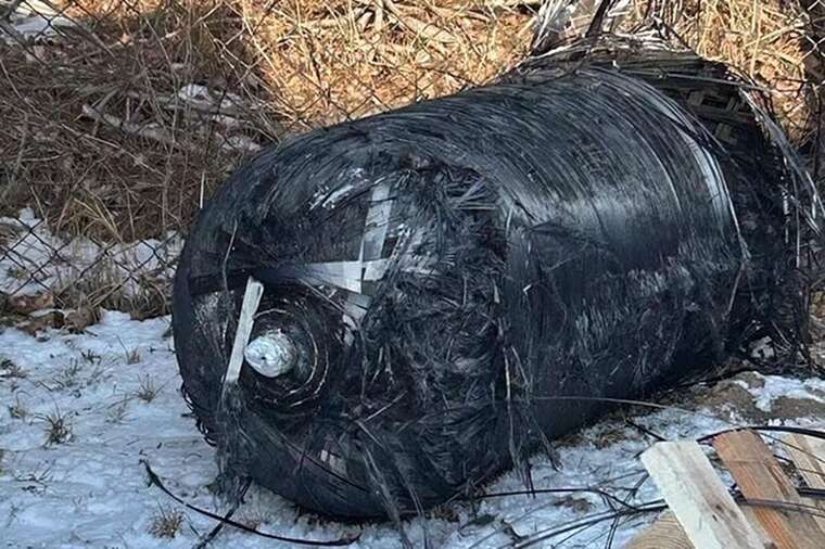 Польський фермер вимагає компенсацію від SpaceX за уламки ракети на його полі