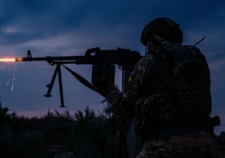 У Серебрянському лісі противник веде штурм за підтримки артилерії та дронів, - ОВА