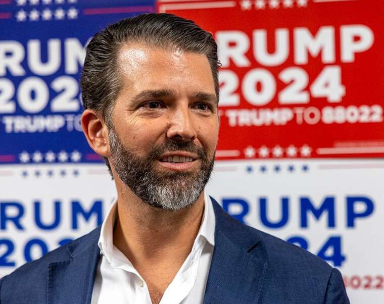 Трамп-молодший заявив, що США слід було постачати зброю Росії, а не Україні