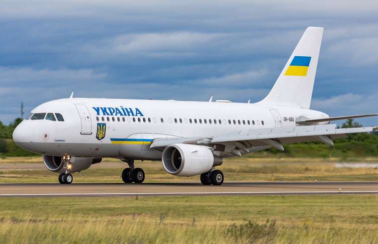 Літак Зеленського вилетів з Польщі в бік США