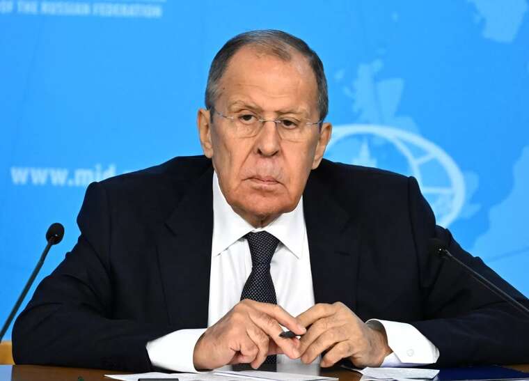 В РФ назвали "ядерную риторику Макрона" угрозой для страны