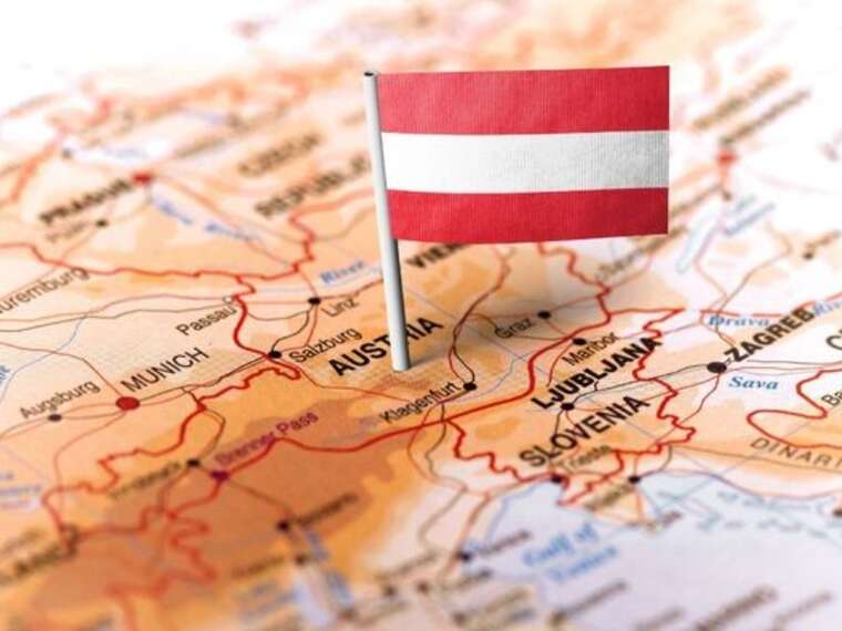 В Австрии отменили обязательное медицинское страхование для украинских беженцев