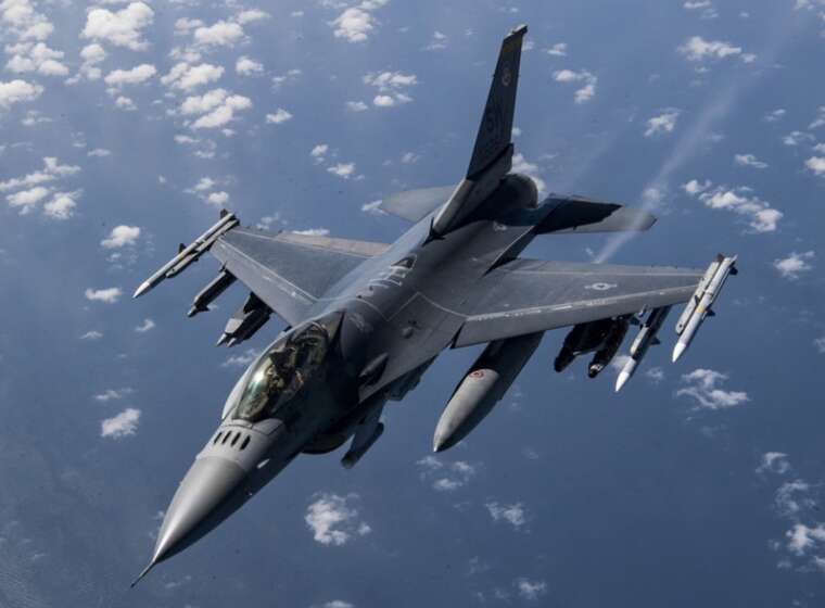 США припиняють підтримку українських F-16 – Forbes