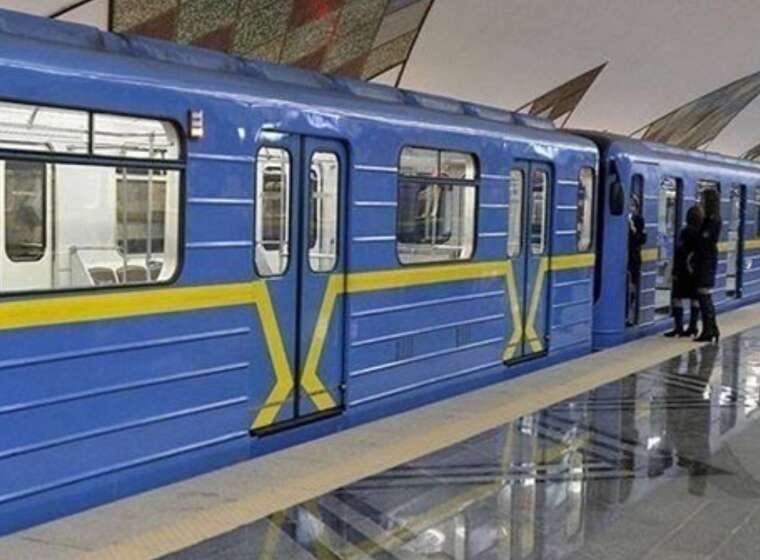 У київському метрополітені загинула людина: "закриті" станції запрацюють завтра