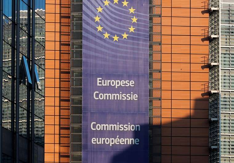 Єврокомісія відмовилася коментувати недопуск Келіна Джорджеску до виборів президента Румунії