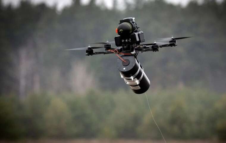 Forbes: Російські дрони на оптоволокні стали критичною загрозою для українських САУ