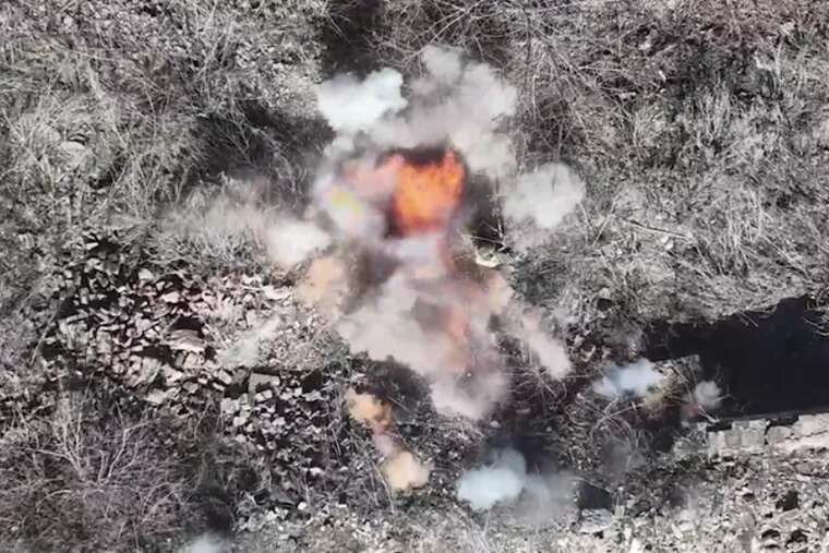 ЗСУ розгромили російську танкову колону на Торецькому напрямку: окупанти втекли, кинувши десант