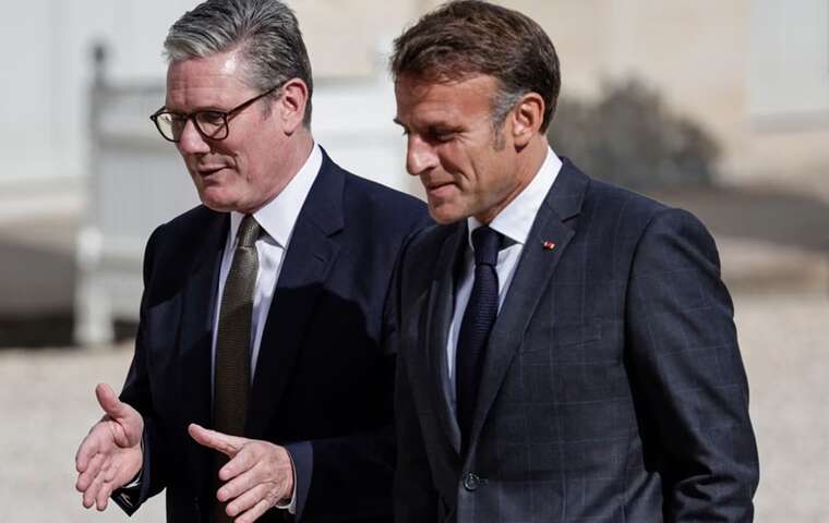 Bloomberg: Франция и Британия готовят план по гарантиям безопасности для Украины