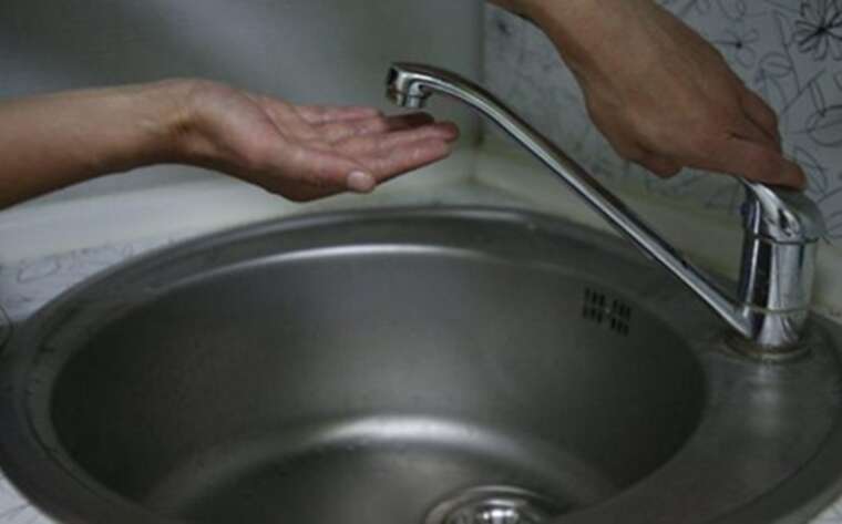 В оккупированном Мариуполе снова проблемы с водой: жители жалуются на качество