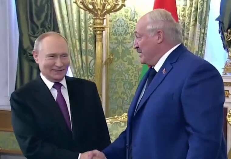 Коли «Росія дістане свої козирі», вдасться домовитися про врегулювання в Україні, — Лукашенко