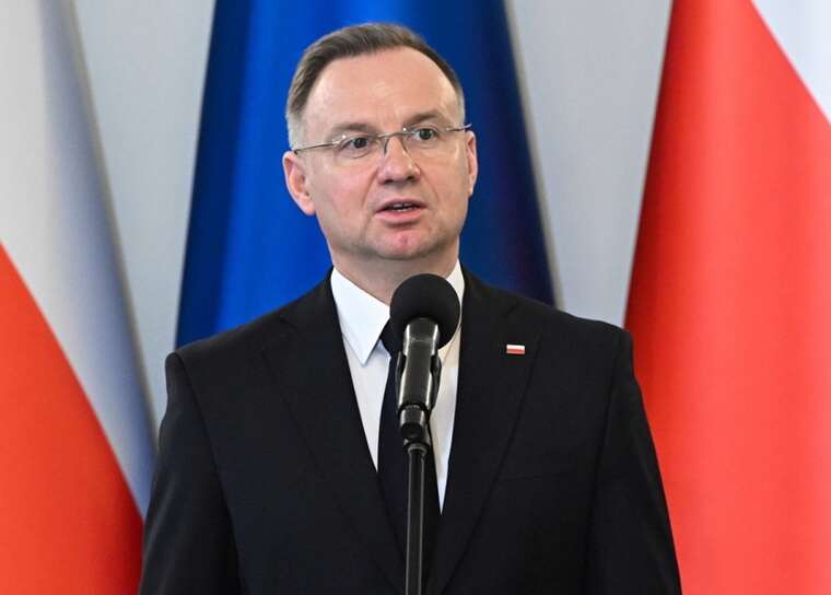 Дуда пояснив, чому Польща не поспішає відправляти війська до України