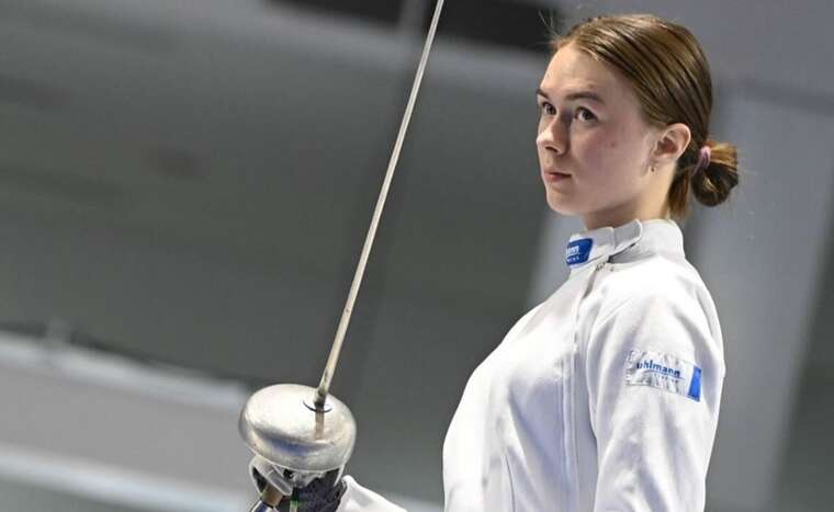 Здолала у фіналі олімпійську чемпіонку: українська шпажистка здобула "золото" на Гран-прі