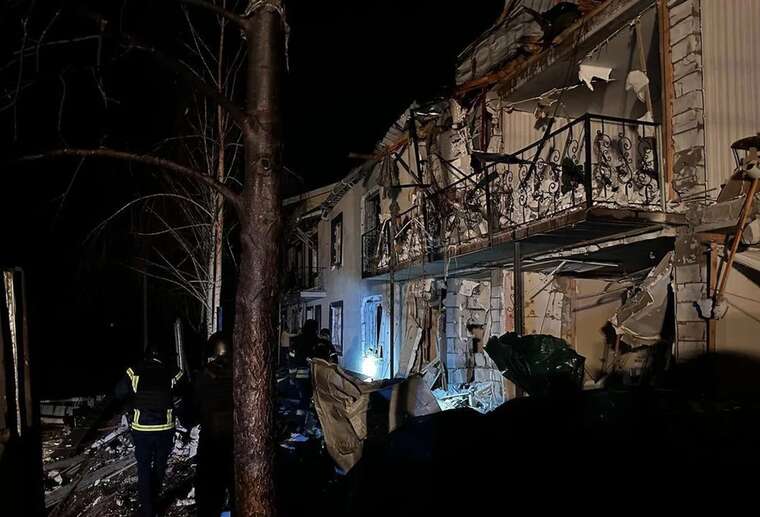 ЗС РФ завдали ударів по Київщині "шахедами": є постраждалий, зруйновано будинки