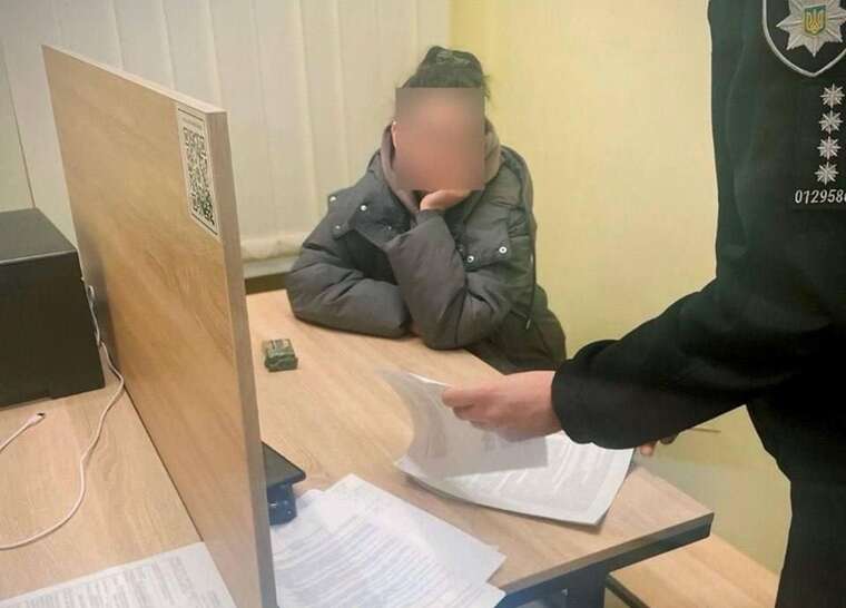 Попросив зробити музику тихіше: У Дніпрі жінка кинула гранату в сусіда