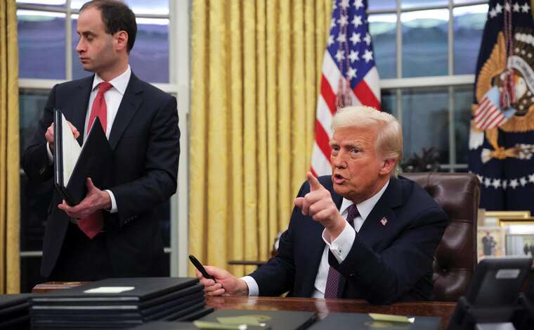 Адміністрація Трампа призупинила заходи протидії гібридній війні РФ, – ЗМІ