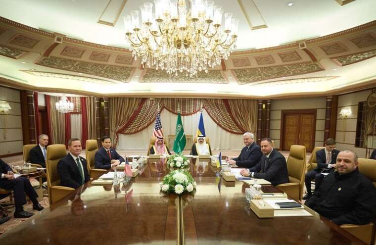 The Ukrainian delegation left the meeting with U.S. representatives in Riyadh
