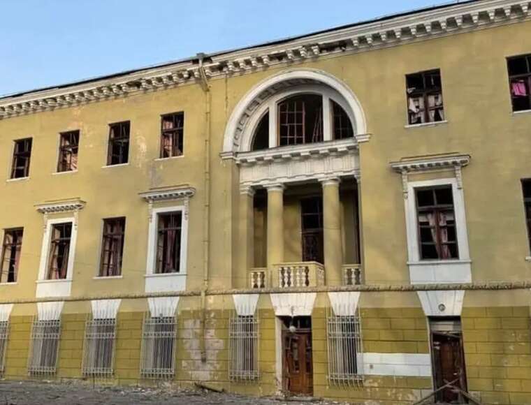 Росіяни атакували Дніпро: пошкоджено палац Потьомкіна, його перейменують на честь Сагайдачного