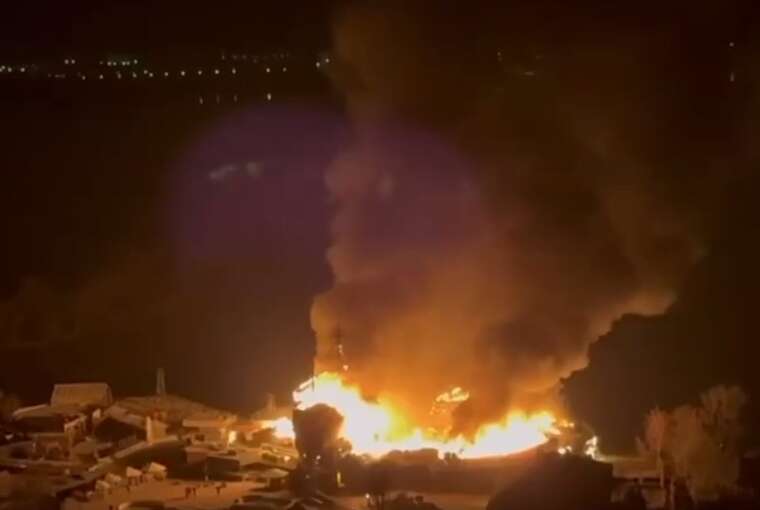 Масований удар по готельно-ресторанному комплексу у Дніпрі: горять приватні будинки