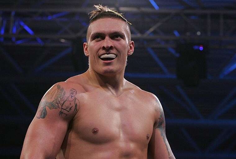 Олександр Усик анонсував бій з Джейком Полом