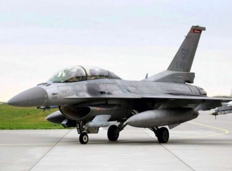 ДБР продовжує розслідування авіакатастрофи F-16: проводиться 11 експертиз