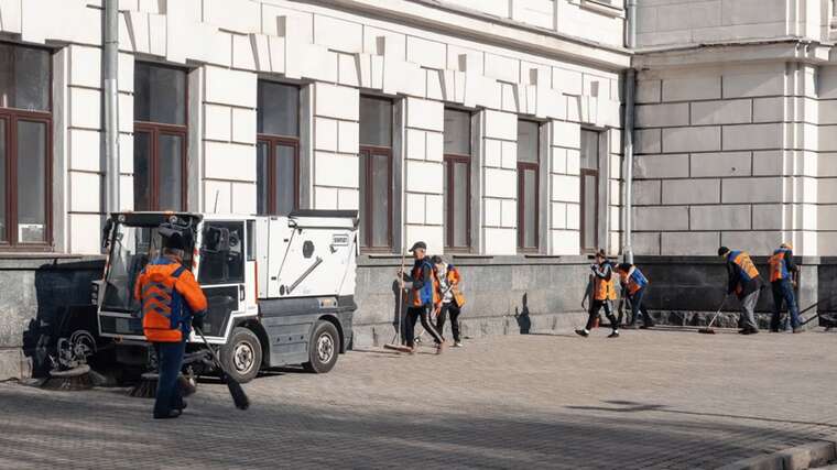 During a night attack, the occupiers damaged the Dnipro regional council building