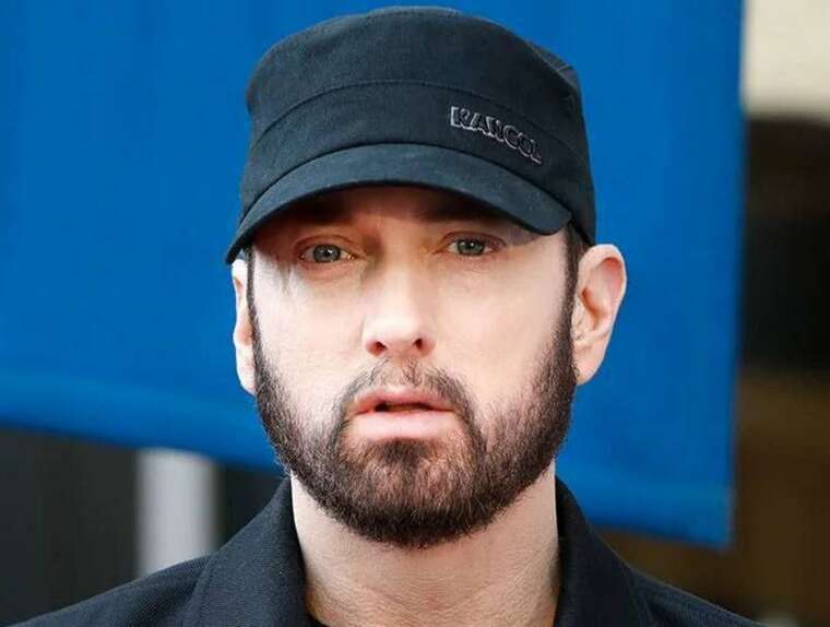 Емінем офіційно став дідусем: його донька народила сина