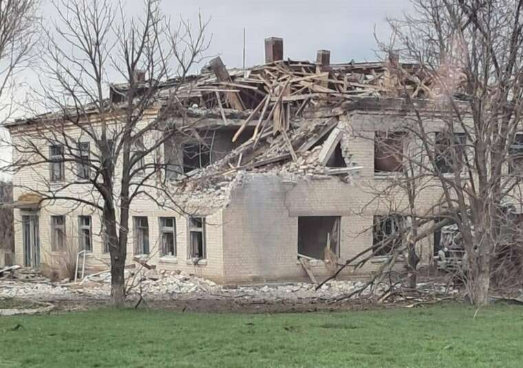 Авіаудар по Синельниковому: відомо про трьох постраждалих