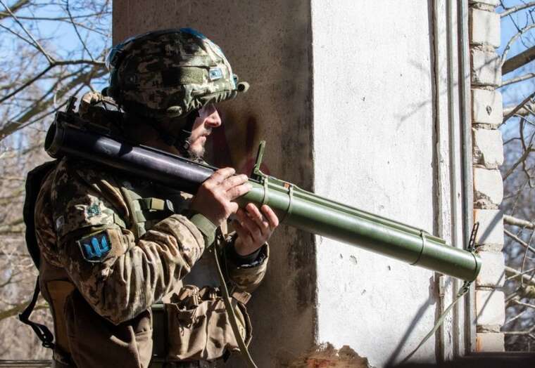 Втрачений контроль над Торецьком може погіршити ситуацію на Костянтинівському напрямку - Селезньов