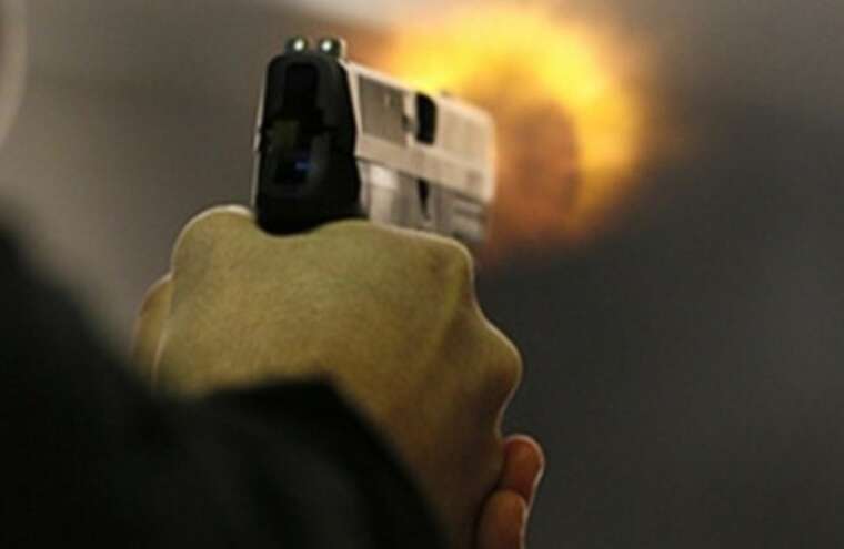 Стрельба в Днепре: мужчина с Tesla выстрелил в человека и скрылся