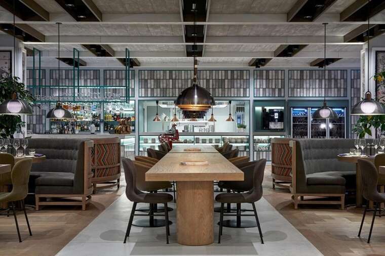 У Варшаві Audi влетіло в лобі готелю Puro: водійку оштрафовано, жертв немає