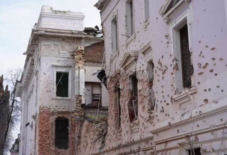 Ракети вбивають — зради шукають: як внутрішні чвари шкодять Україні