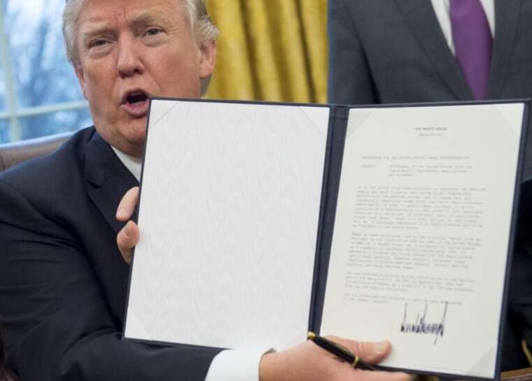 Указ Трампа призвів до зростання цін на золото до історичного максимуму