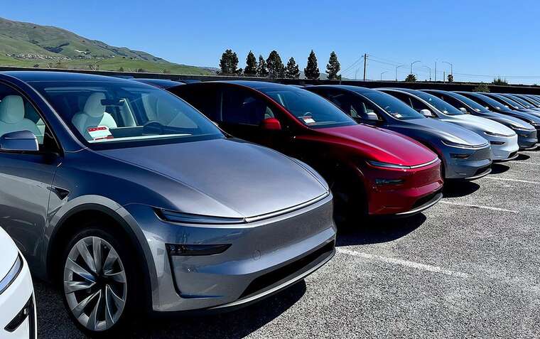 Reuters: Tesla відклала виробництво бюджетної версії Model Y у США