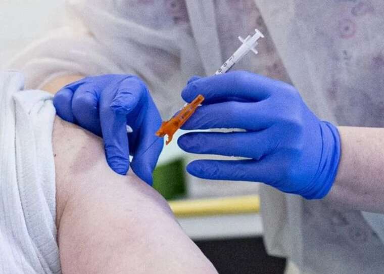 У Німеччині визнали майже 600 випадків шкоди від вакцинації проти коронавірусу