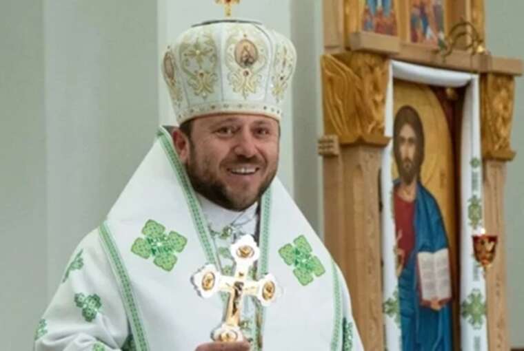 В избрании нового папы римского примет участие кардинал украинского происхождения Николай Бычок