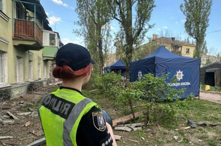 У Святошинському районі розгорнули пункт допомоги постраждалим: пошкоджені щонайменше 25 будинків