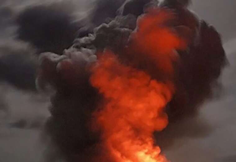 Харків знову під атакою "шахедів": є влучання по території підприємств