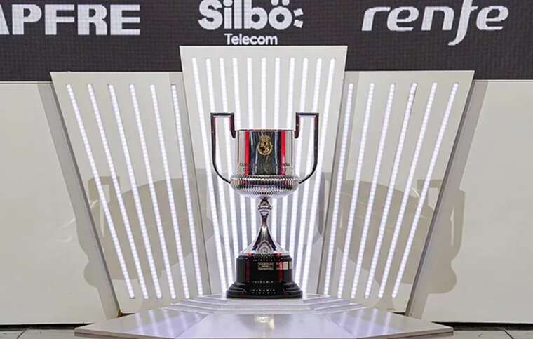 Перед финалом Кубка Испании разразился скандал: "Реал" отказывается играть матч с "Барселоной"