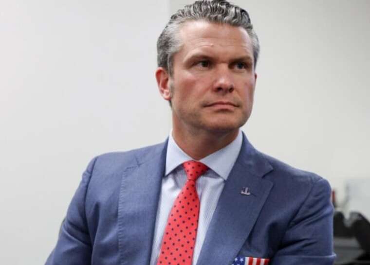 NYT: Особистий номер Геґсета був у відкритому доступі задовго до скандалу зі Signal