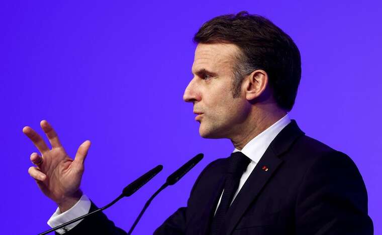 Макрон після зустрічі із Зеленським: Путін має довести, що він дійсно хоче миру