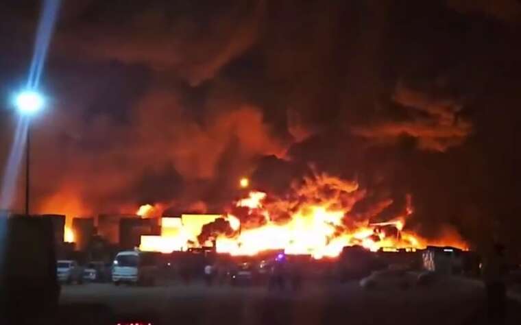 В іранському порту Бендер-Аббас знову вибухи: кількість постраждалих збільшилася до 750