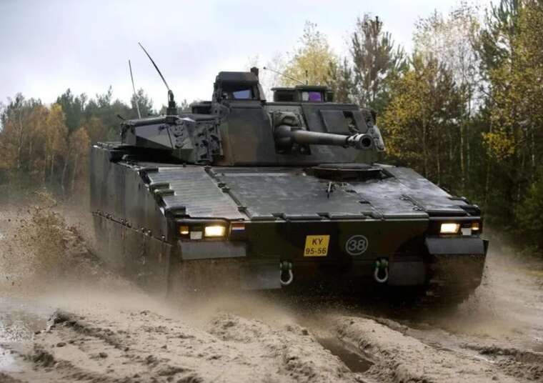         CV90