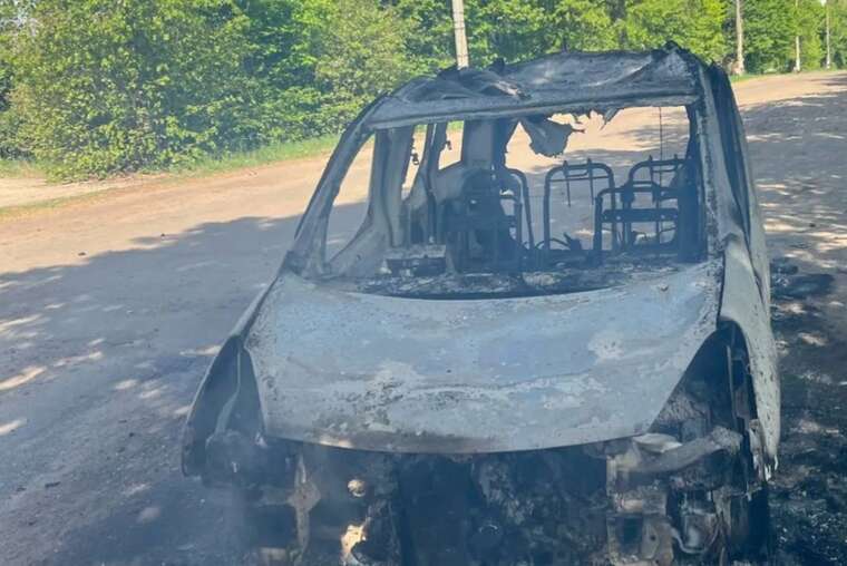 In Kupyansk, a Russian drone struck near a civilian car: a local surgeon was injured