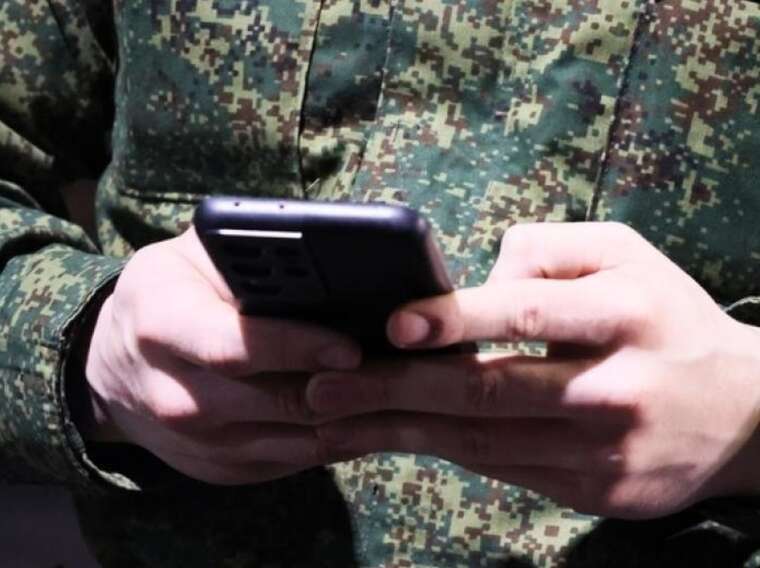 Окупанти на Луганщині перевіряють файли в телефонах жителів на блокпостах - «Жовта стрічка»