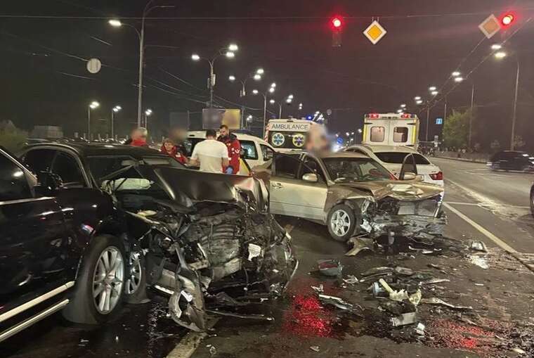 П’яний водій спровокував ДТП у Києві за участю шести автомобілів