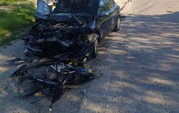 Під Львовом у ДТП загинув 12-річний мотоцикліст